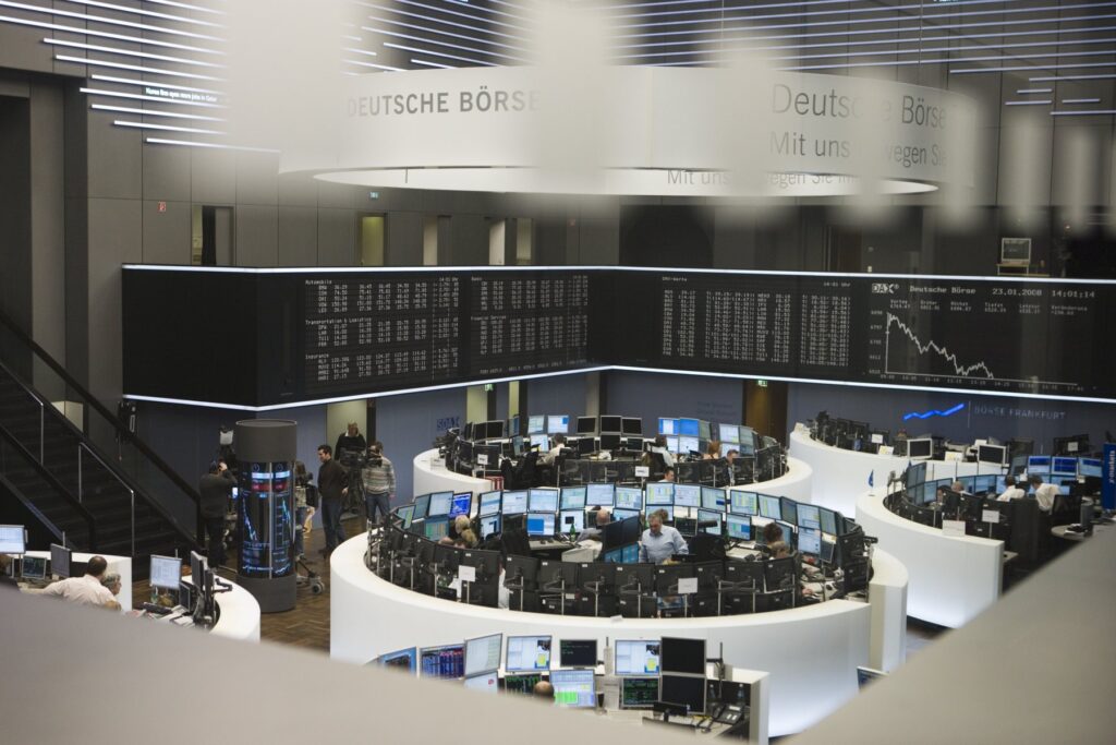Exploring the Intricate Web: Unveiling the Interconnections of Global Stock Exchanges