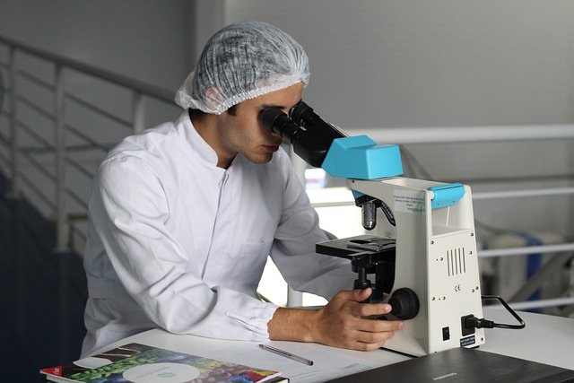 French scientist denied US entry