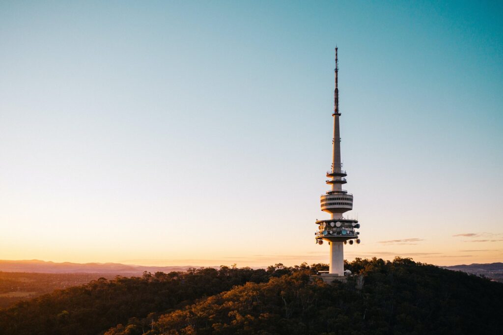 5G Revolution: Transforming the Digital Landscape with Lightning-Fast Internet Speeds