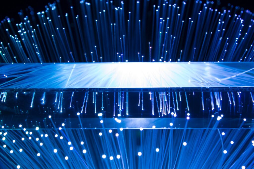 A Brief Introduction To Fiber Optics Technology
