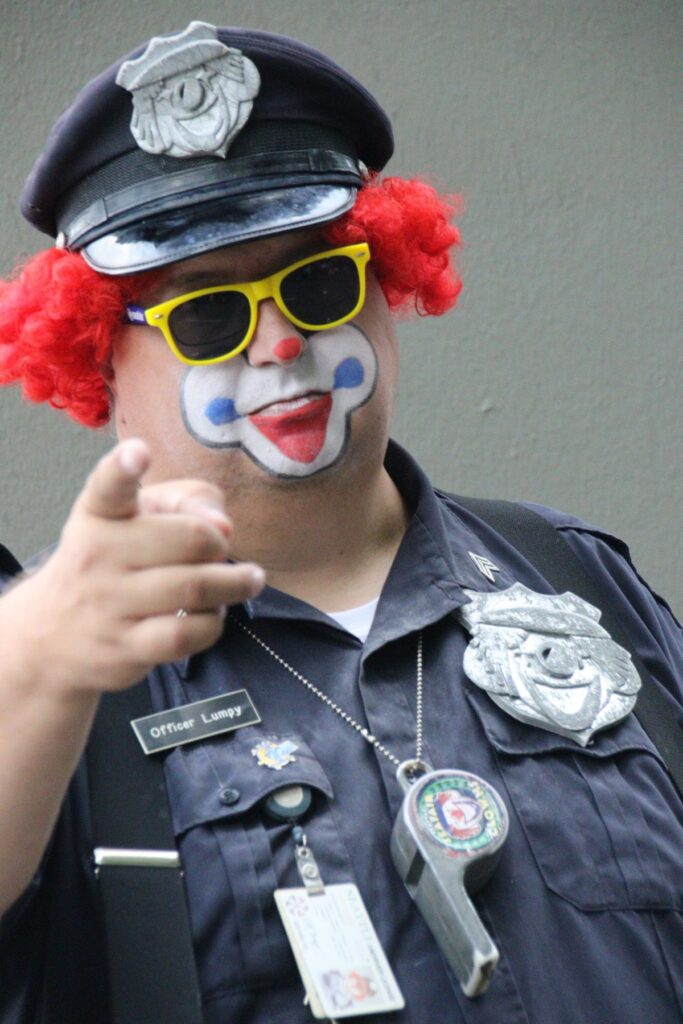 7 Hilarious Insider Trading Cases You Won't Believe Are True