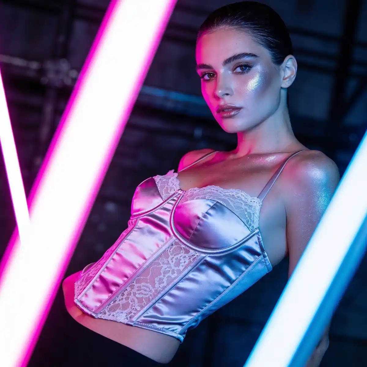corset-inspired-lingerie-is-returning-in-softer-wearable-forms-region-global-exchange-n-a-img-0