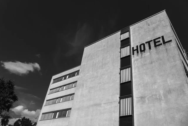 German Hotels: Investment Boom Meets Operational Headwinds