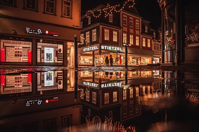 AI-driven shopping human agency consumer autonomy