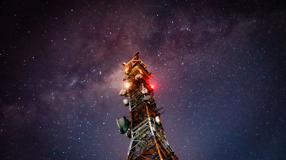 Reliance Welcomes Starlink: Inside India's Satellite Internet Showdown