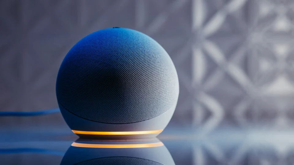 The Digital Slime Mold: How AI Worms Are Learning to Hunt Your Smart Home